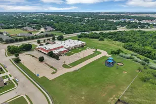 19 Cherryridge Dr, Edgecliff Village, TX 76134 - Photo 31