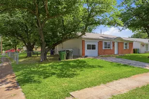 501 Rosewood Hills Dr, Garland, TX 75040 - Photo 3