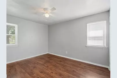 501 Rosewood Hills Drive, Garland, TX 75040 - Photo 15