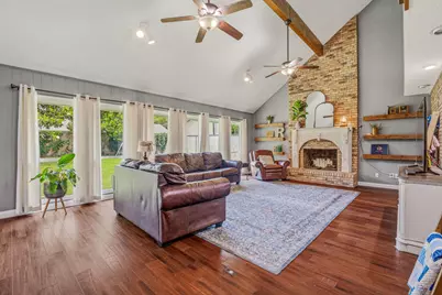 980 N Charlotte, Stephenville, TX 76401 - Photo 5
