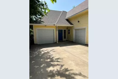 2705 College Avenue, Fort Worth, TX 76110 - Photo 1