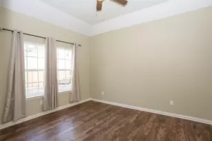 2705 College Ave, Fort Worth, TX 76110 - Photo 9