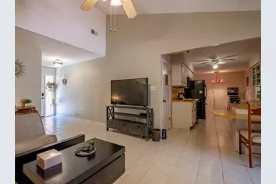408 Heritage Trail, Granbury, TX 76048 - Photo 5