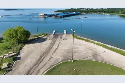 125 Maverick Lane, Pilot Point, TX 76258 - Photo 27