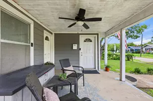 2518 Gladstone Dr, Dallas, TX 75211 - Photo 3