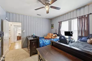 2518 Gladstone Dr, Dallas, TX 75211 - Photo 33