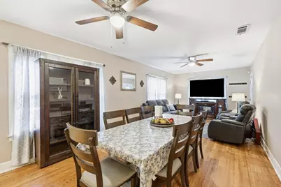 2518 Gladstone Drive, Dallas, TX 75211 - Photo 7