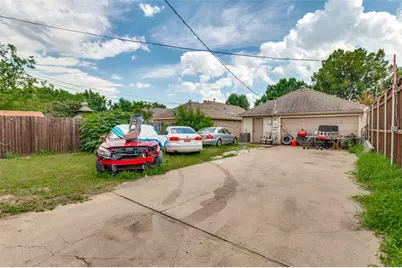 1325 Abbott Drive, Irving, TX 75060 - Photo 21