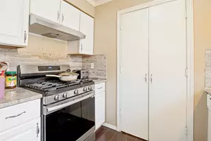 1325 Abbott Dr, Irving, TX 75060 - Photo 11