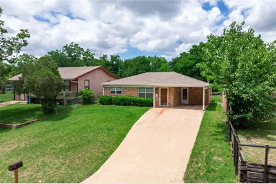 815 W Hull Street, Denison, TX 75020 - Photo 1