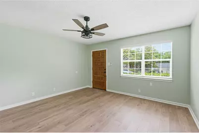 815 W Hull Street, Denison, TX 75020 - Photo 9