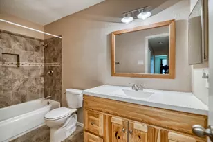 1817 Hemlock Dr, Garland, TX 75041 - Photo 17