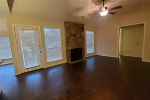 6002 Marvin Loving Dr, Garland, TX 75043 - Photo 7