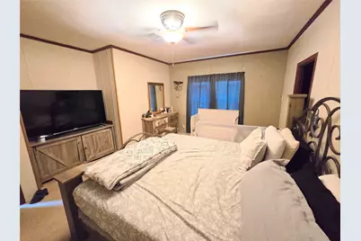 817 N Park Avenue, Karnes City, TX 78118 - Photo 11