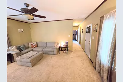 817 N Park Avenue, Karnes City, TX 78118 - Photo 15