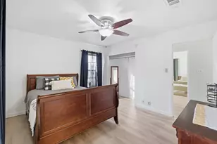 612 N 10th St, Sanger, TX 76266 - Photo 25
