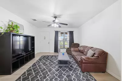 612 N 10th Street, Sanger, TX 76266 - Photo 7