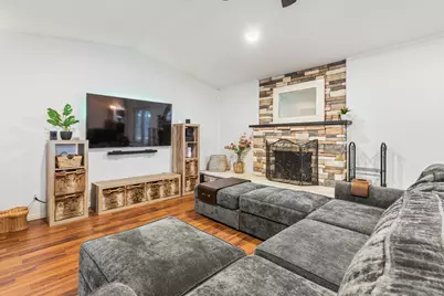 2804 Mintwood Place, Arlington, TX 76016 - Photo 7