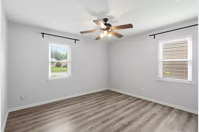 611 Crane Drive, Euless, TX 76039 - Photo 13