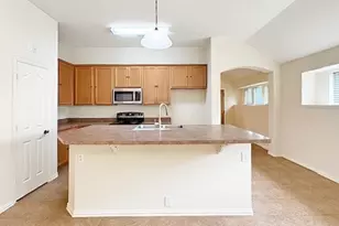 624 Vickie St, Crowley, TX 76036 - Photo 13