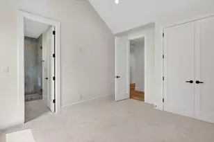 10140 Lakemere Dr, Dallas, TX 75238 - Photo 33