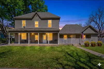 909 W Chestnut Street, Denison, TX 75020 - Photo 1