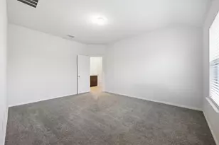 9308 Desertrock Rd, Fort Worth, TX 76131 - Photo 13