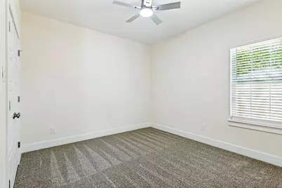 901 E Devitt Street, Fort Worth, TX 76110 - Photo 21