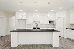 901 E Devitt St, Fort Worth, TX 76110 - Photo 15