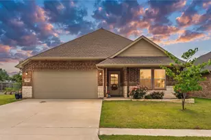 7303 Scott Ln, Greenville, TX 75402 - Photo 1
