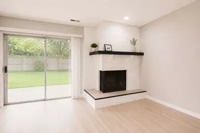 527 Shelly Court, Duncanville, TX 75137 - Photo 5