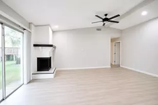 527 Shelly Ct, Duncanville, TX 75137 - Photo 3