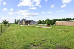 460 County Rd 4421, Trenton, TX 75490 - Photo 33