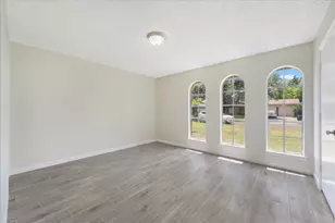 2004 Pebblecreek Dr, Cleburne, TX 76033 - Photo 13