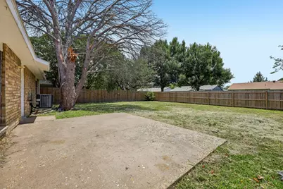 304 Long Canyon Drive, Mesquite, TX 75150 - Photo 29