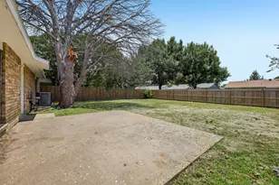 304 Long Canyon Dr, Mesquite, TX 75150 - Photo 29