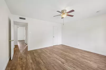 304 Long Canyon Drive, Mesquite, TX 75150 - Photo 25