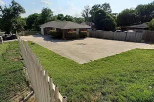 2801 19th St, Haltom City, TX 76106 - Photo 7