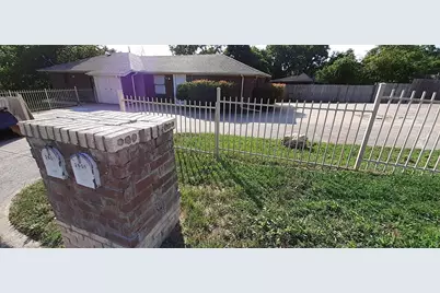 2801 NW 19th Street #B, Haltom City, TX 76106 - Photo 5