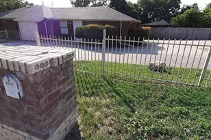 2801 19th St, Haltom City, TX 76106 - Photo 5