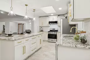 9552 Timberleaf Dr, Dallas, TX 75243 - Photo 11