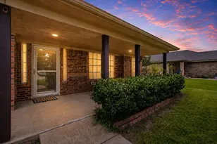 219 Southpeak Ln, Ponder, TX 76259 - Photo 3