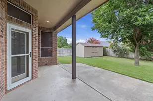 219 Southpeak Ln, Ponder, TX 76259 - Photo 25