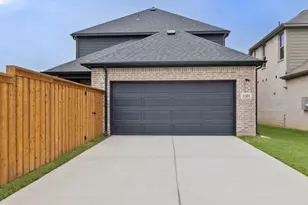 3301 Little Bluestem Rd, Celina, TX 75009 - Photo 23