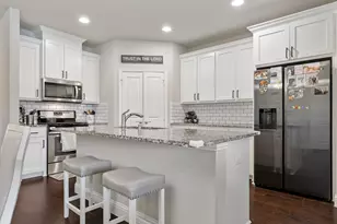 896 Hatton Sumner Pl, Arlington, TX 76005 - Photo 13