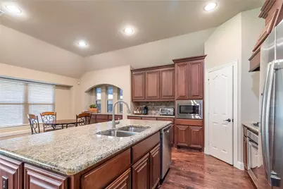 12737 Steadman Farms Drive, Fort Worth, TX 76244 - Photo 9
