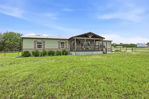 237 County Rd 4927, Trenton, TX 75490 - Photo 5