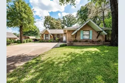 2102 Woodoak Drive, Irving, TX 75060 - Photo 1