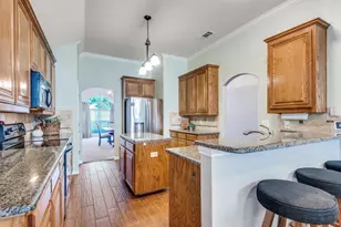 2620 Britany Cir, Bedford, TX 76022 - Photo 7