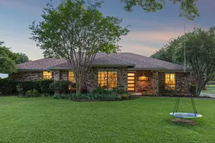 17429 Marianne Cir, Dallas, TX 75252 - Photo 1